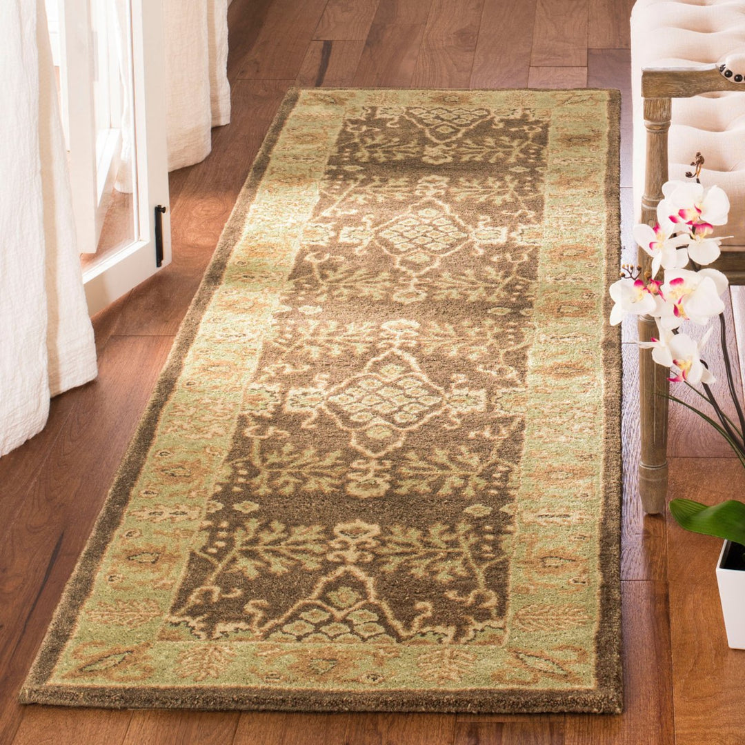 SAFAVIEH Bergama BRG190B Handmade Brown / Green Rug Image 10