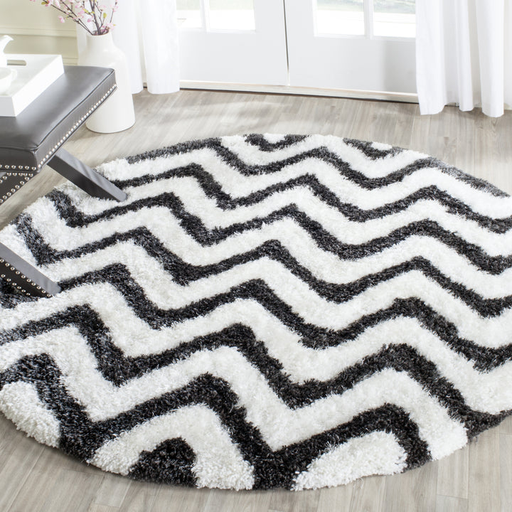 SAFAVIEH Barcelona Shag BSG320D Graphite / Ivory Rug Image 2