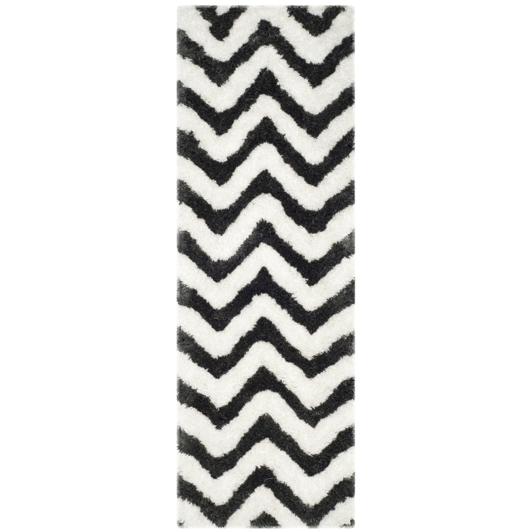 SAFAVIEH Barcelona Shag BSG320D Graphite / Ivory Rug Image 5