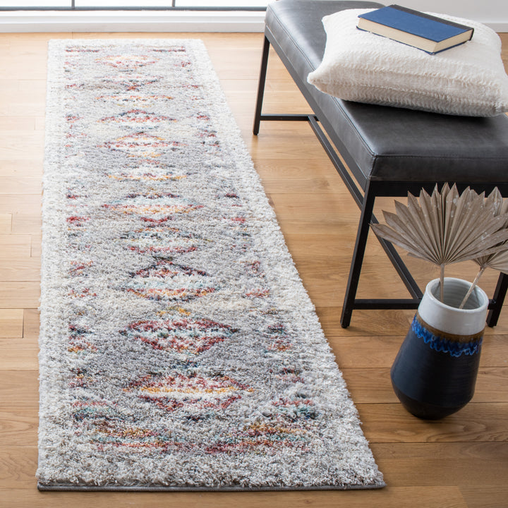 SAFAVIEH Calista Collection CAL136F Grey / Ivory Rug Image 3