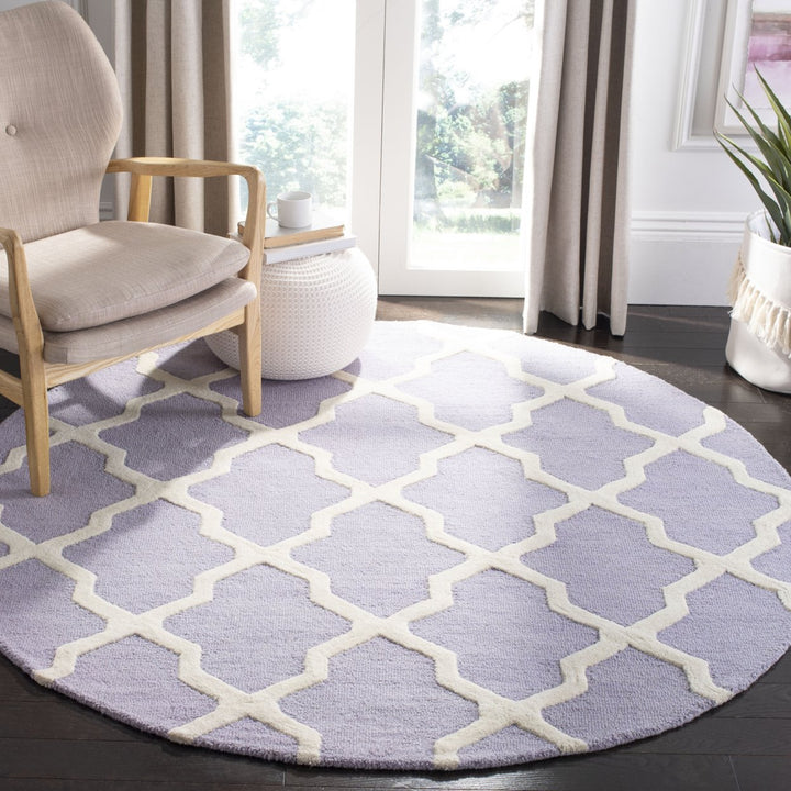 SAFAVIEH Cambridge CAM121C Lavender / Ivory Rug Image 9