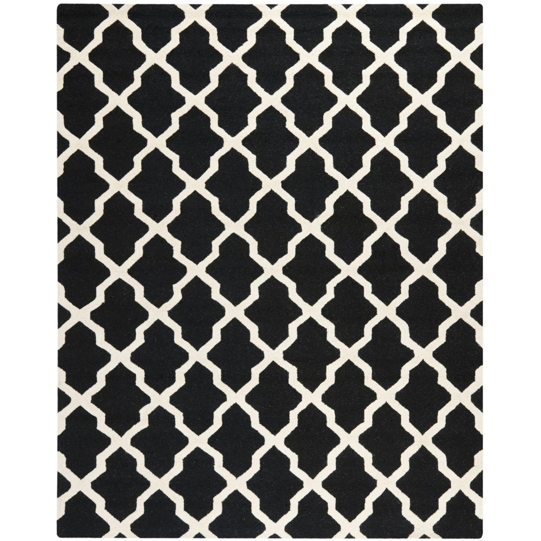 SAFAVIEH Cambridge CAM121E Handmade Black / Ivory Rug Image 1