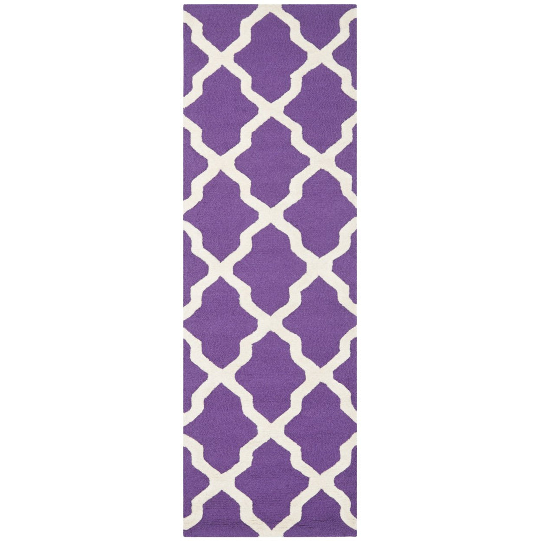 SAFAVIEH Cambridge CAM121K Handmade Purple /Ivory Rug Image 1