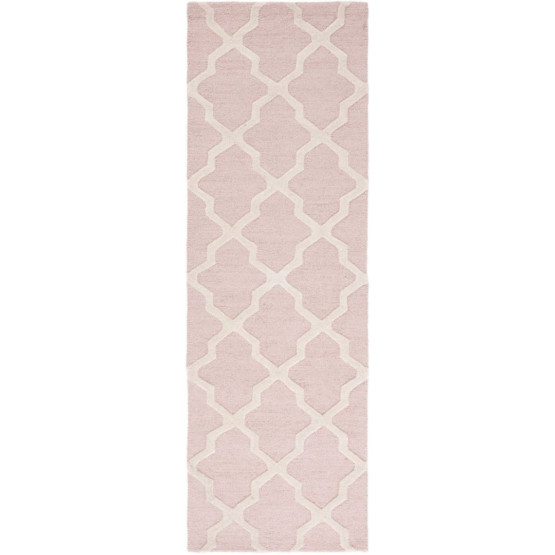 SAFAVIEH Cambridge CAM121M Light Pink / Ivory Rug Image 5