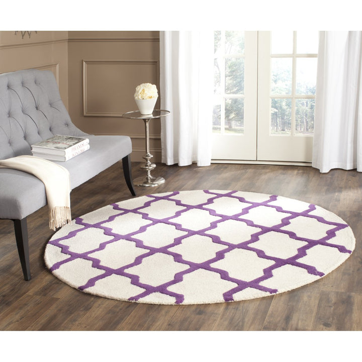 SAFAVIEH Cambridge CAM121V Handmade Ivory /Purple Rug Image 2