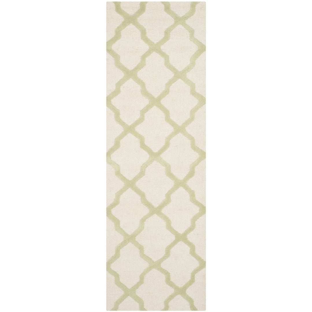 SAFAVIEH Cambridge CAM121N Ivory / Light Green Rug Image 4