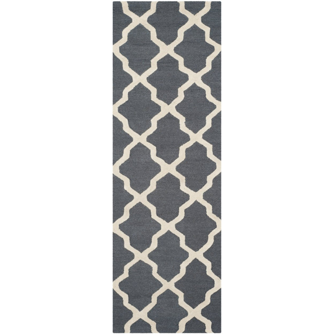 SAFAVIEH Cambridge CAM121X Dark Grey / Ivory Rug Image 1