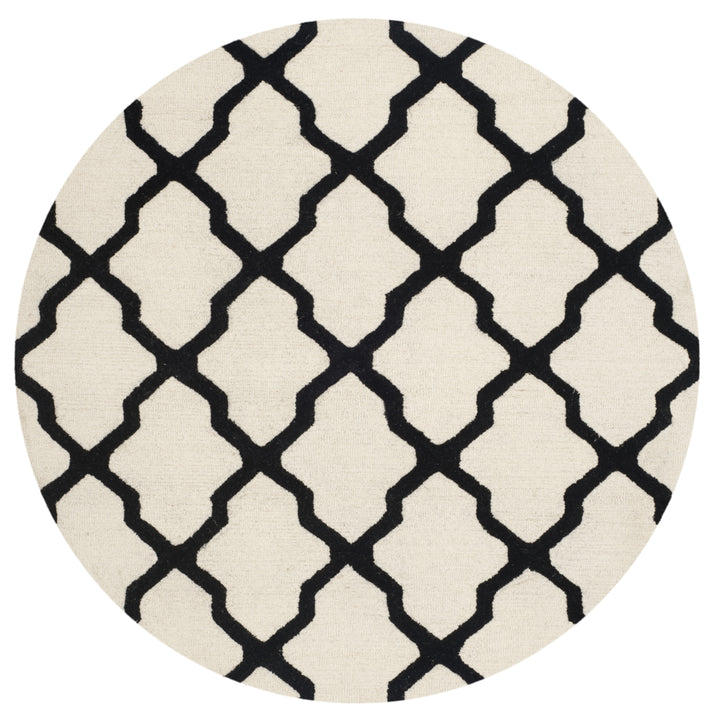 SAFAVIEH Cambridge CAM121W Handmade Ivory / Black Rug Image 9