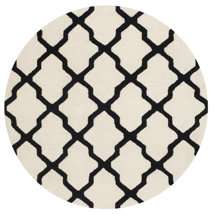 SAFAVIEH Cambridge CAM121W Handmade Ivory / Black Rug Image 1