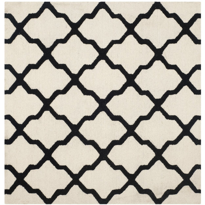 SAFAVIEH Cambridge CAM121W Handmade Ivory / Black Rug Image 1