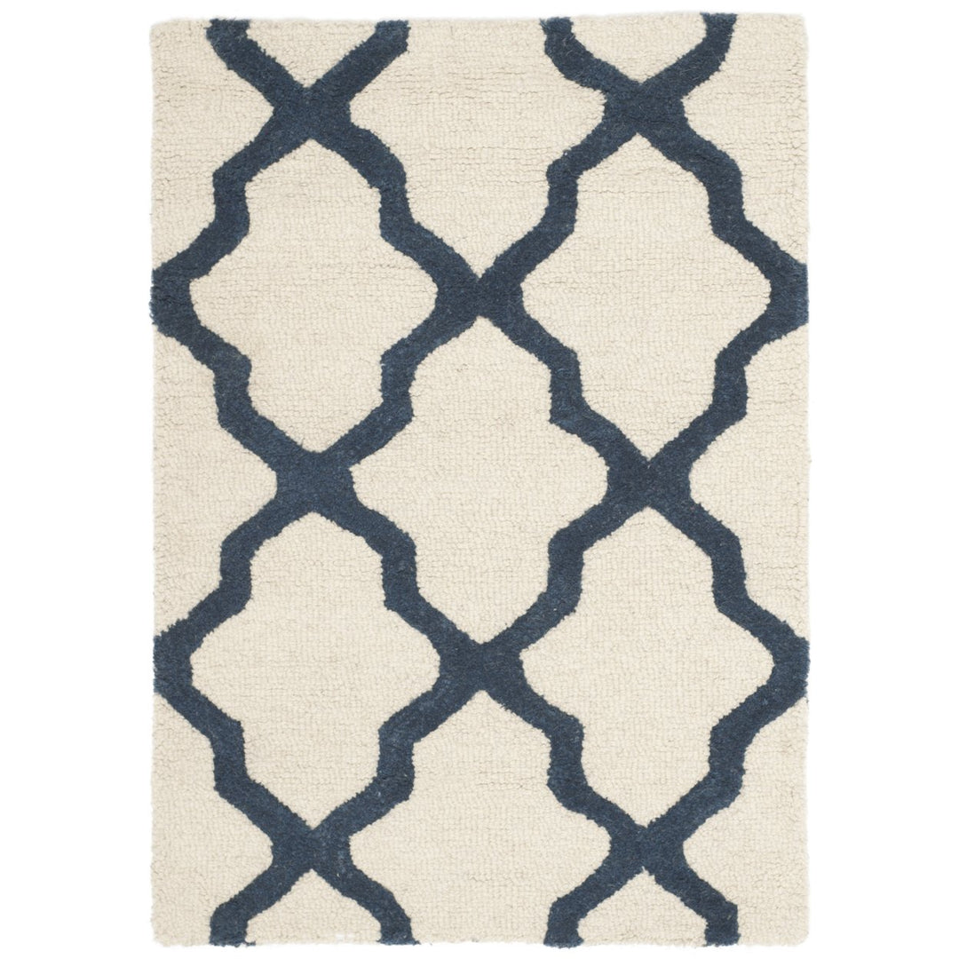 SAFAVIEH Cambridge CAM121Z Handmade Ivory / Navy Rug Image 8