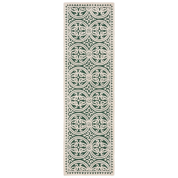 SAFAVIEH Cambridge CAM123Y Dark Green / Ivory Rug Image 5