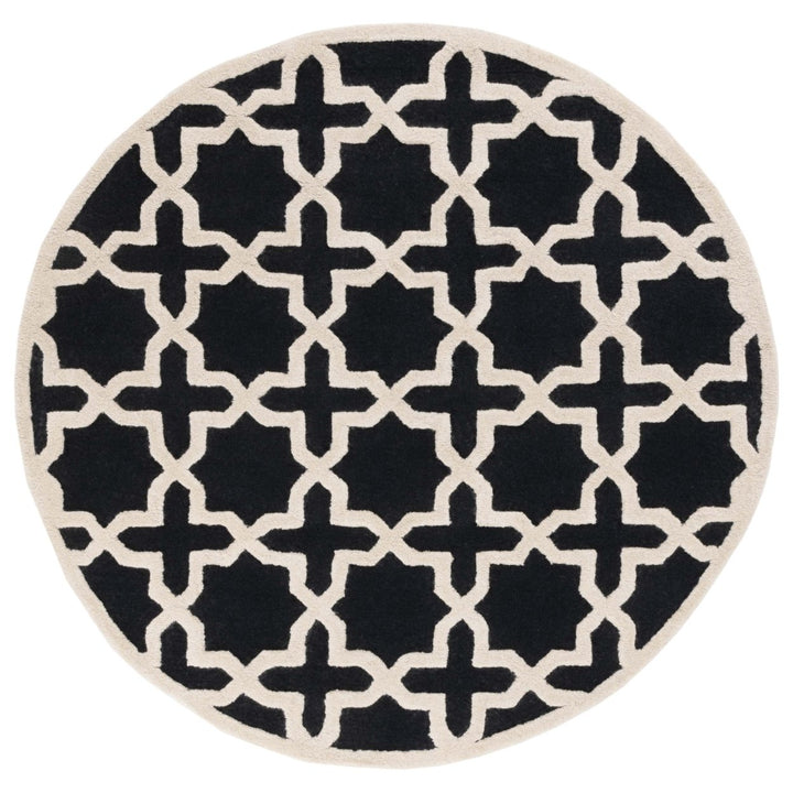 SAFAVIEH Cambridge CAM125E Handmade Black / Ivory Rug Image 4