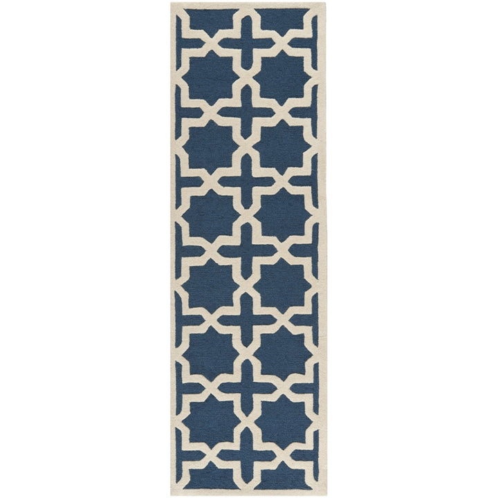 SAFAVIEH Cambridge CAM125G Navy Blue / Ivory Rug Image 1