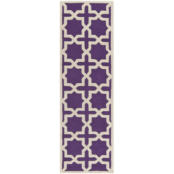 SAFAVIEH Cambridge CAM125K Handmade Purple /Ivory Rug Image 5