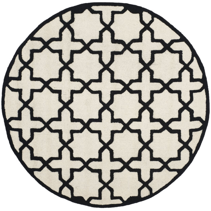 SAFAVIEH Cambridge CAM125W Handmade Ivory / Black Rug Image 1