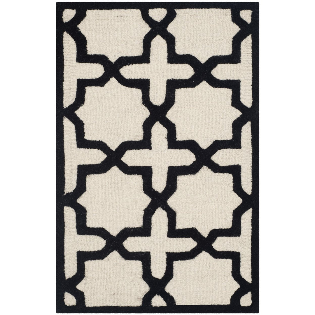 SAFAVIEH Cambridge CAM125W Handmade Ivory / Black Rug Image 1