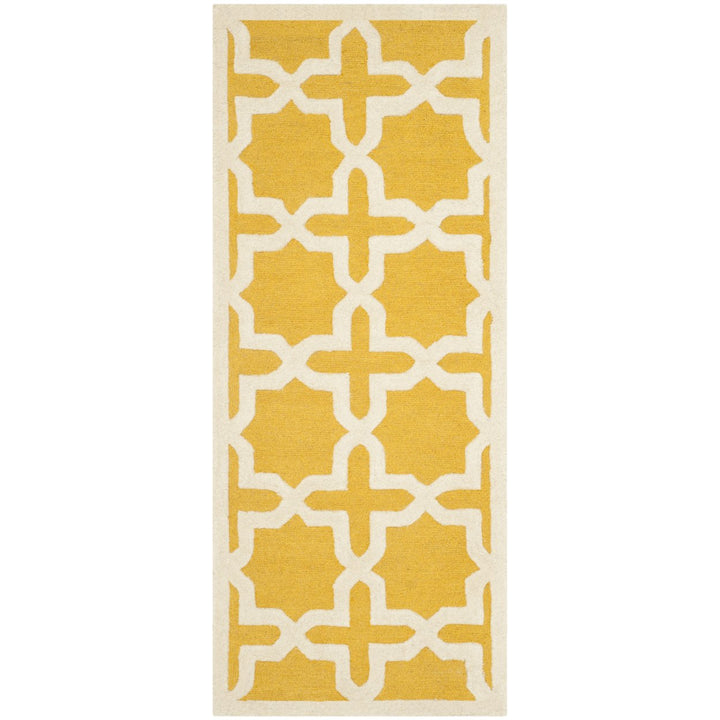 SAFAVIEH Cambridge CAM125Q Handmade Gold / Ivory Rug Image 1