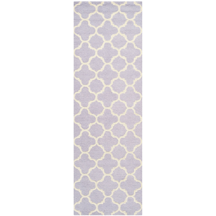 SAFAVIEH Cambridge CAM130C Lavender / Ivory Rug Image 5