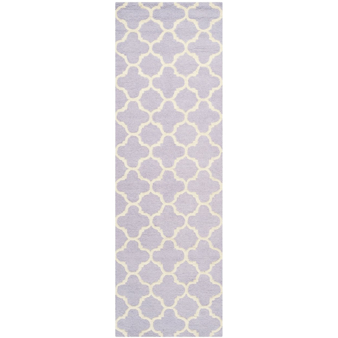 SAFAVIEH Cambridge CAM130C Lavender / Ivory Rug Image 1