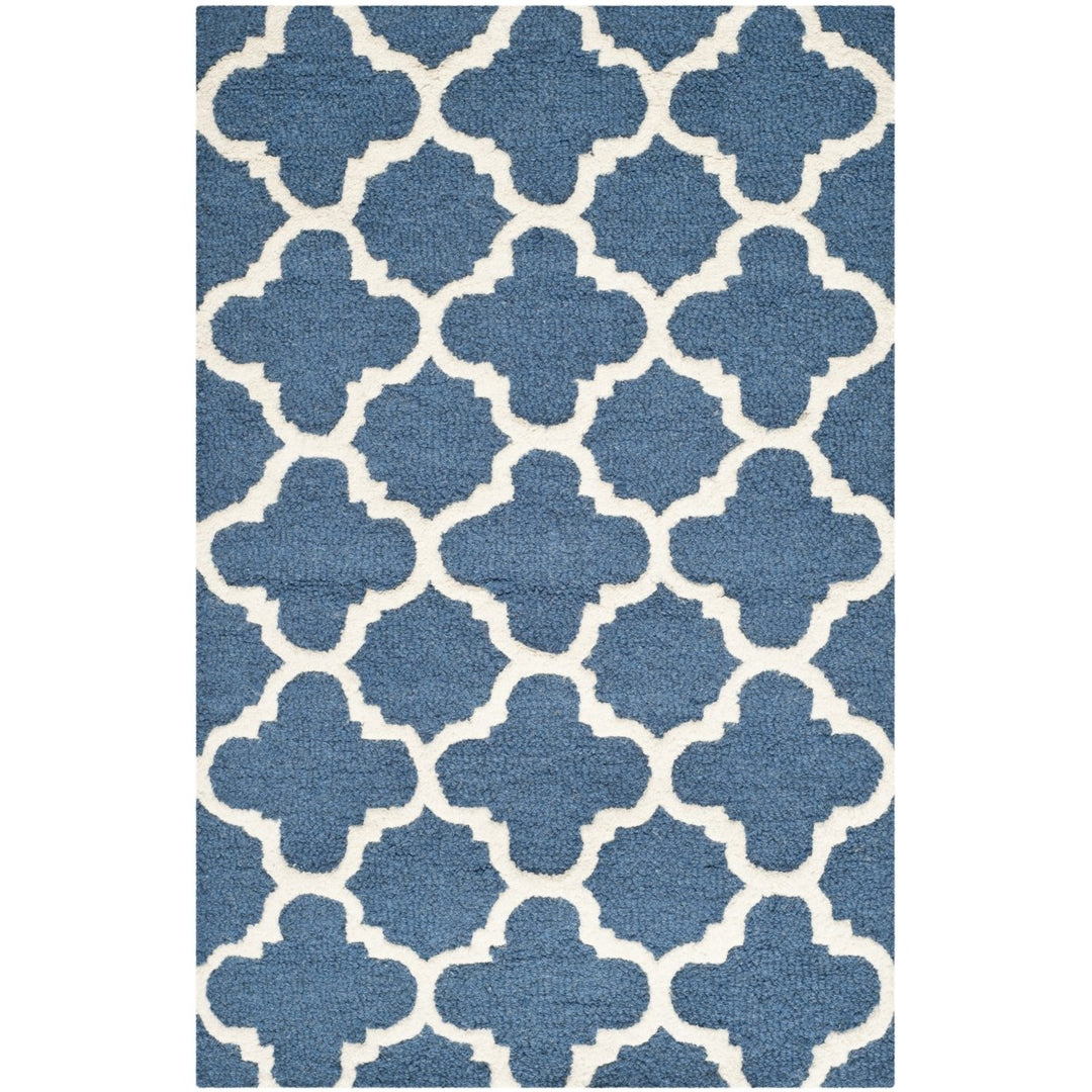 SAFAVIEH Cambridge CAM130G Handmade Navy / Ivory Rug Image 1