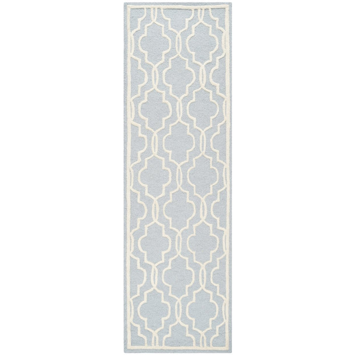 SAFAVIEH Cambridge CAM131A Light Blue / Ivory Rug Image 1