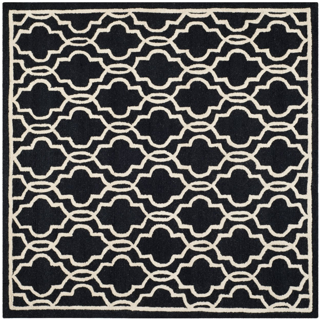 SAFAVIEH Cambridge CAM131E Handmade Black / Ivory Rug Image 6