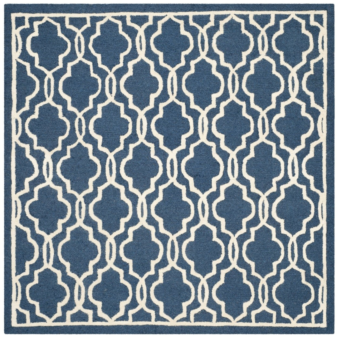 SAFAVIEH Cambridge CAM131G Handmade Navy / Ivory Rug Image 6