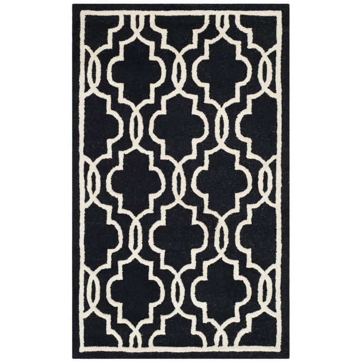 SAFAVIEH Cambridge CAM131E Handmade Black / Ivory Rug Image 9