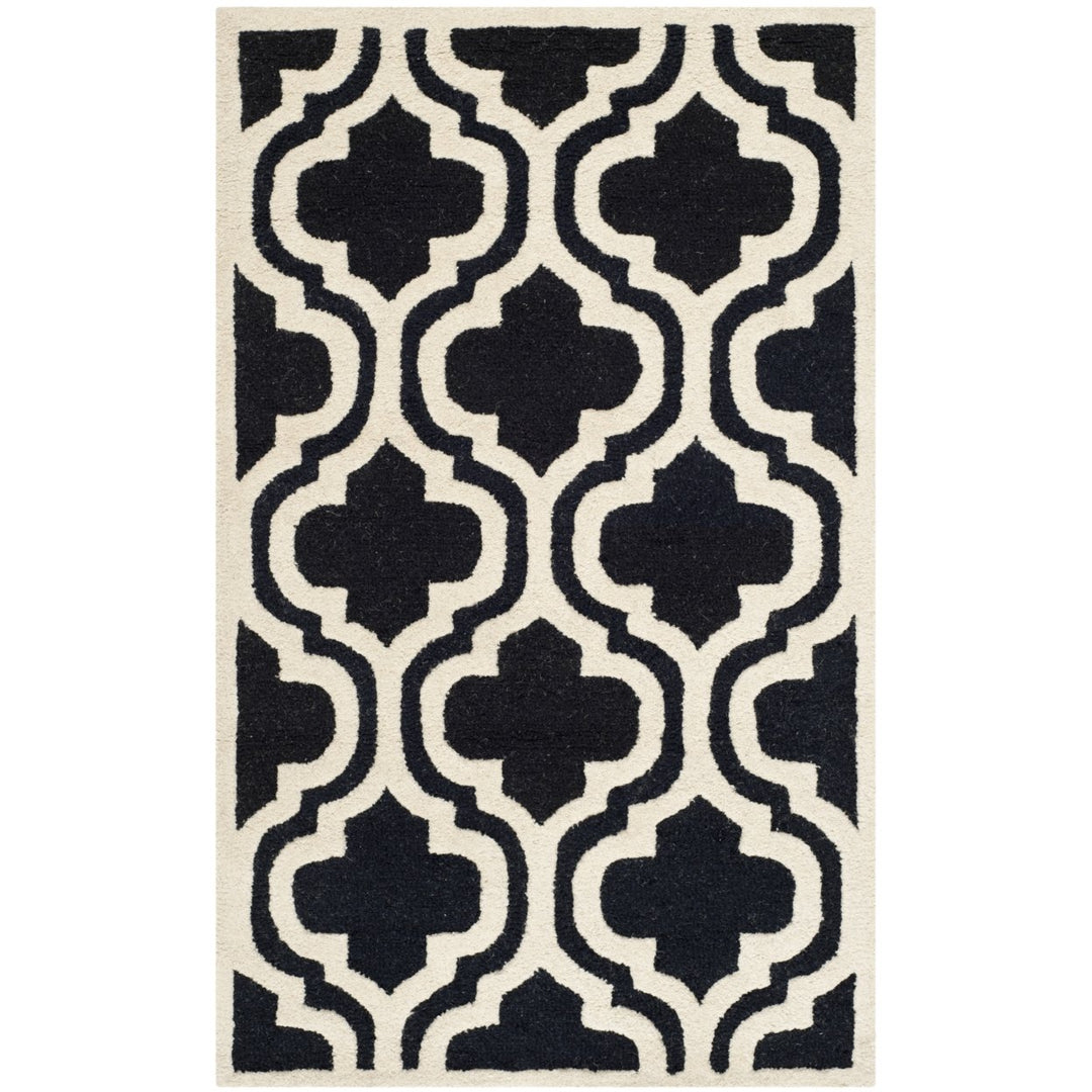 SAFAVIEH Cambridge CAM132E Handmade Black / Ivory Rug Image 9