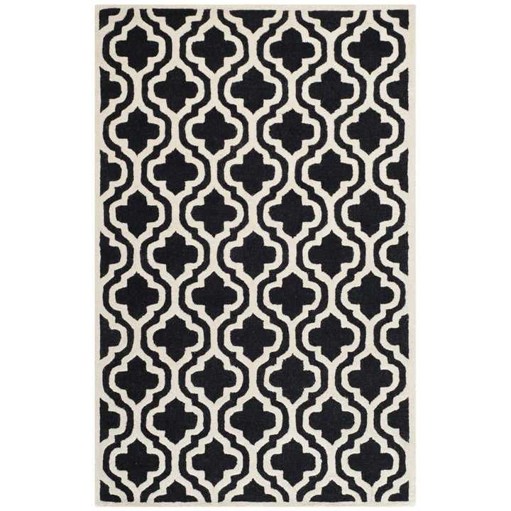 SAFAVIEH Cambridge CAM132E Handmade Black / Ivory Rug Image 1