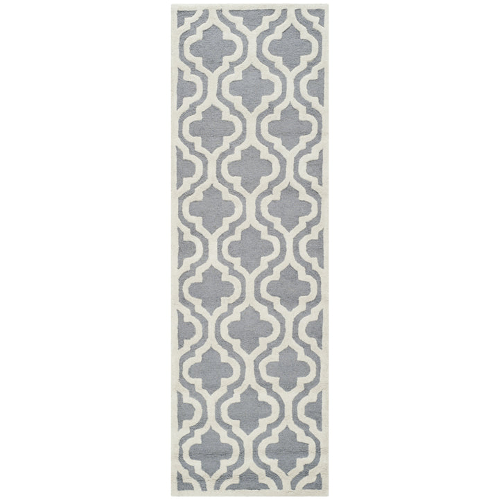 SAFAVIEH Cambridge CAM132D Handmade Silver /Ivory Rug Image 5