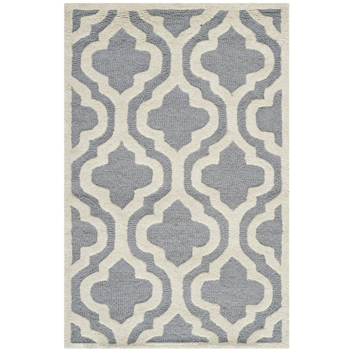 SAFAVIEH Cambridge CAM132D Handmade Silver /Ivory Rug Image 1