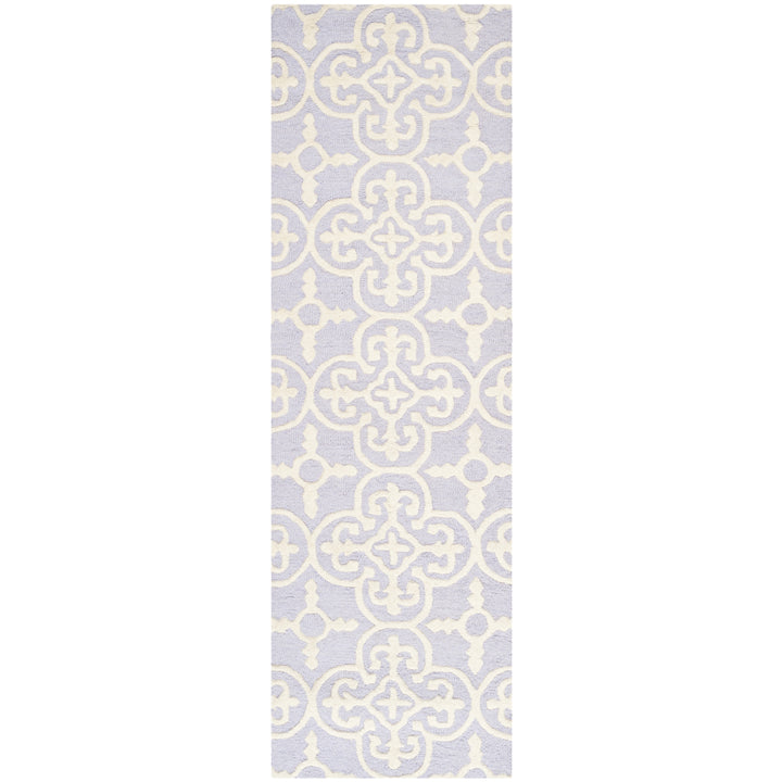 SAFAVIEH Cambridge CAM133C Lavender / Ivory Rug Image 5