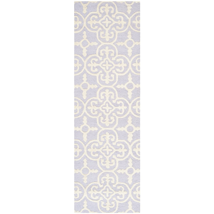 SAFAVIEH Cambridge CAM133C Lavender / Ivory Rug Image 1