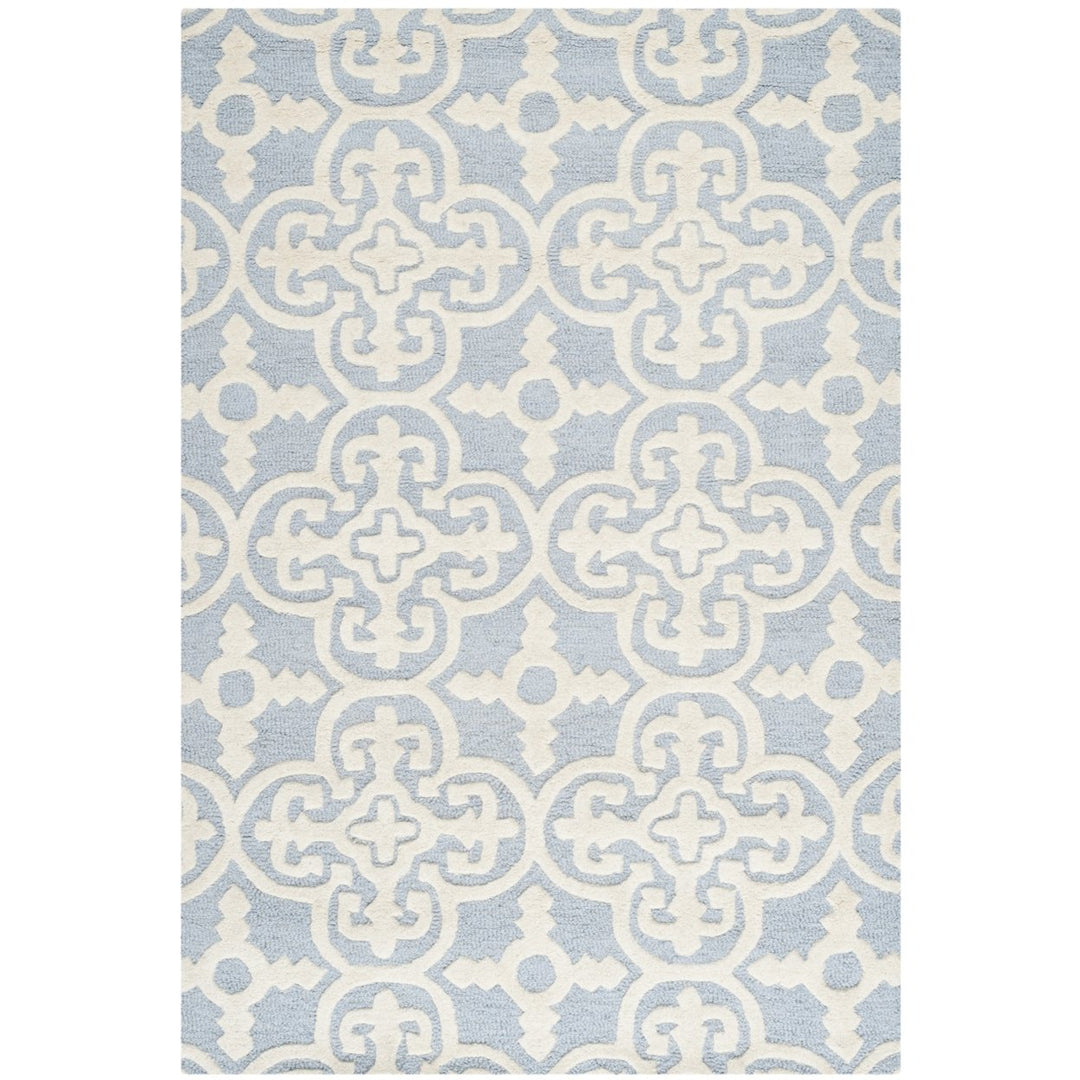 SAFAVIEH Cambridge CAM133A Light Blue / Ivory Rug Image 1