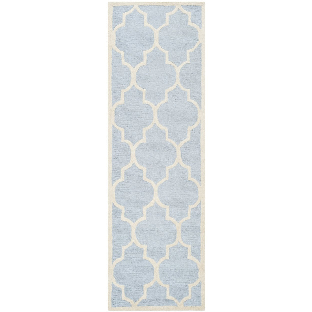 SAFAVIEH CAM134A Cambridge Light Blue / Ivory Image 1