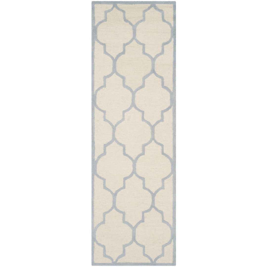 SAFAVIEH Cambridge CAM134F Ivory / Light Blue Rug Image 1