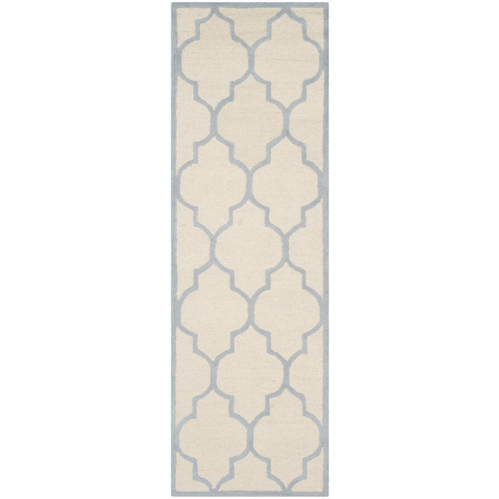 SAFAVIEH Cambridge CAM134F Ivory / Light Blue Rug Image 1