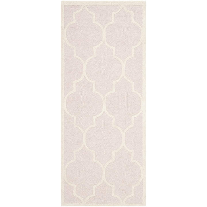 SAFAVIEH Cambridge CAM134M Light Pink / Ivory Rug Image 3