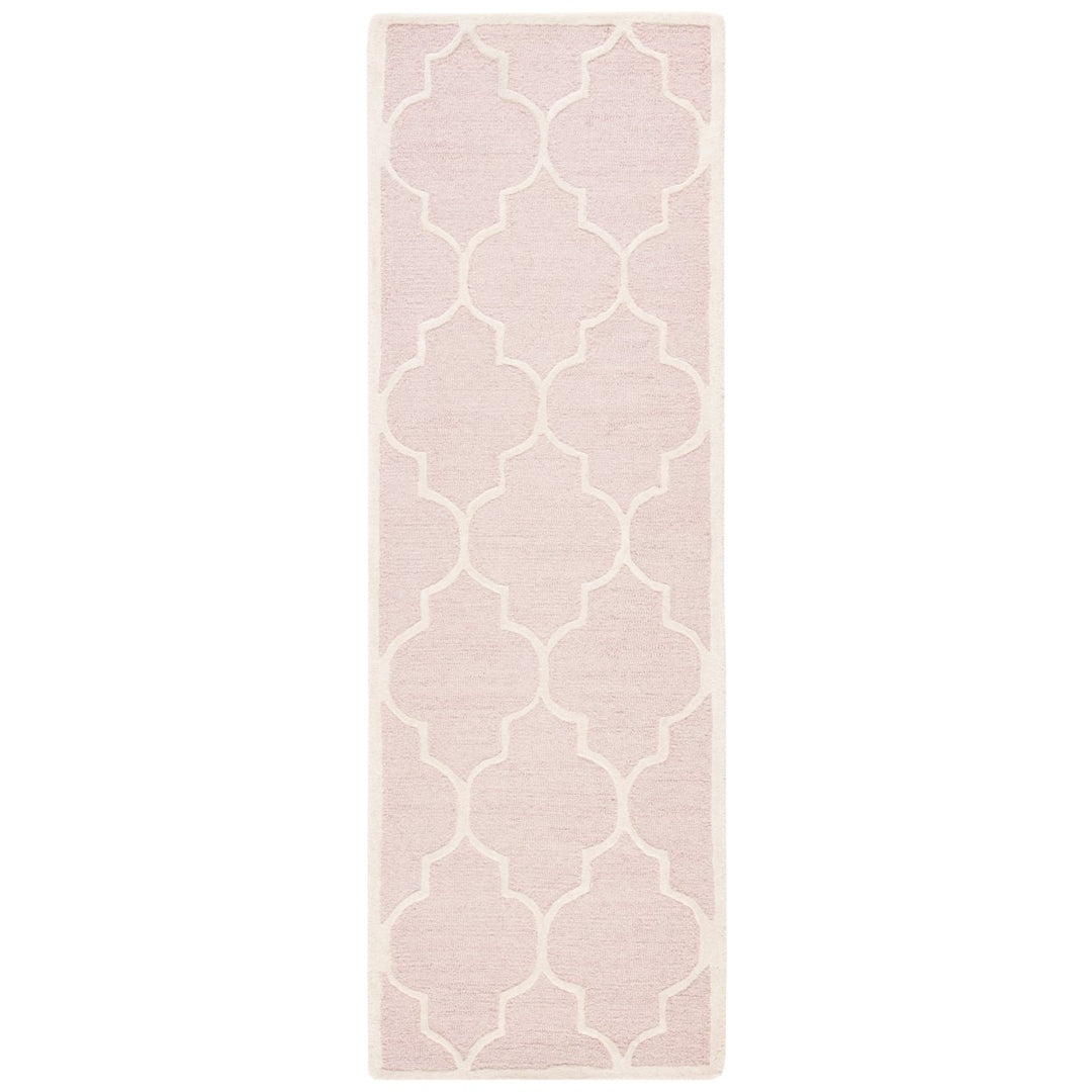 SAFAVIEH Cambridge CAM134M Light Pink / Ivory Rug Image 5