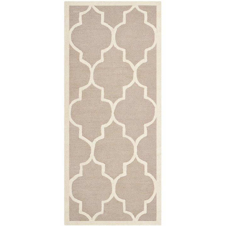 SAFAVIEH Cambridge CAM134J Handmade Beige / Ivory Rug Image 5