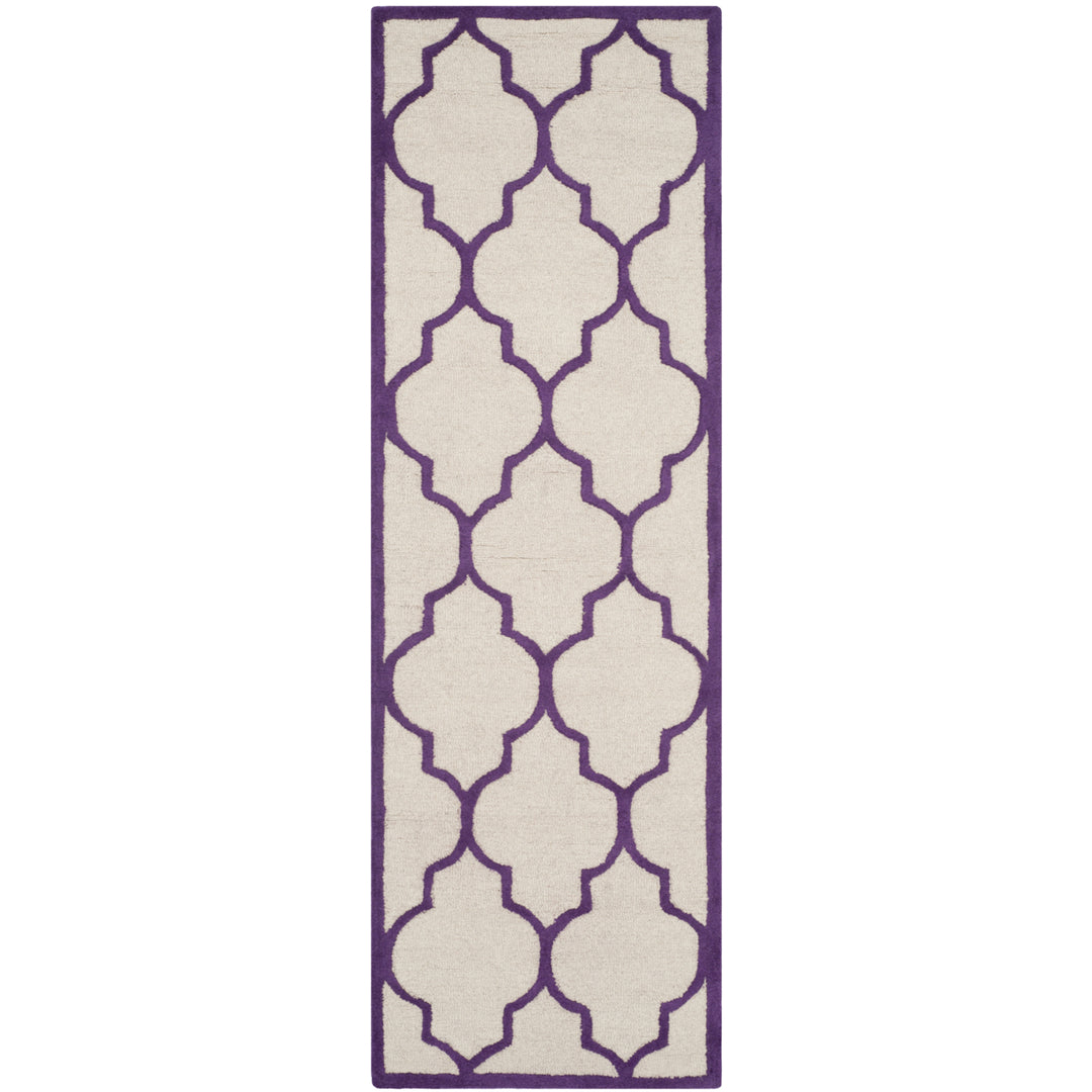 SAFAVIEH Cambridge CAM134V Handmade Ivory /Purple Rug Image 5