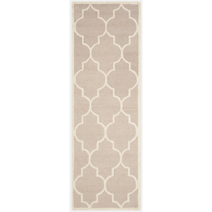 SAFAVIEH Cambridge CAM134J Handmade Beige / Ivory Rug Image 1