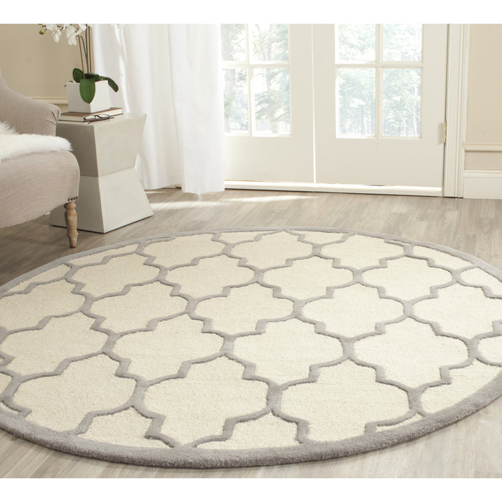 SAFAVIEH Cambridge CAM134Y Handmade Ivory /Silver Rug Image 2