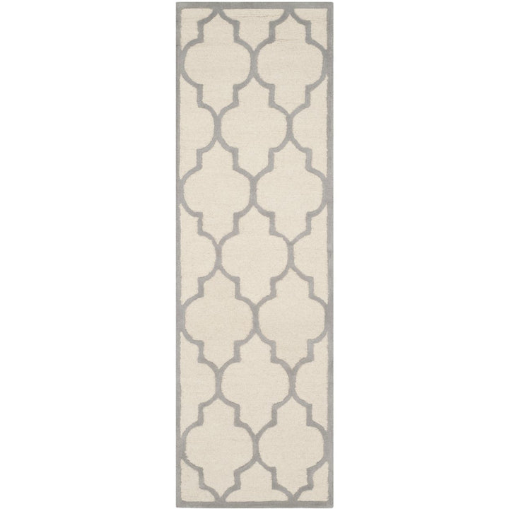 SAFAVIEH Cambridge CAM134Y Handmade Ivory /Silver Rug Image 1