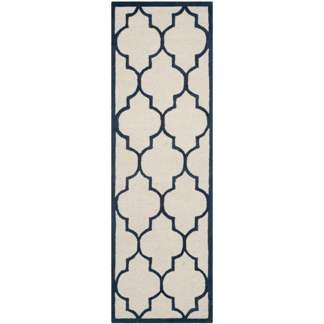 SAFAVIEH Cambridge CAM134Z Handmade Ivory / Navy Rug Image 1