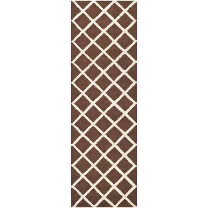 SAFAVIEH Cambridge CAM135H Dark Brown / Ivory Rug Image 5