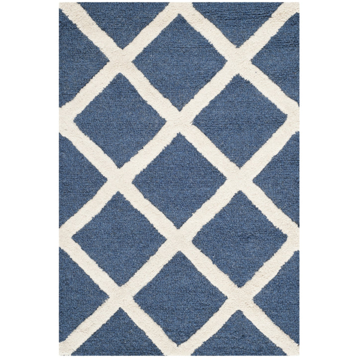 SAFAVIEH Cambridge CAM135G Handmade Navy / Ivory Rug Image 9