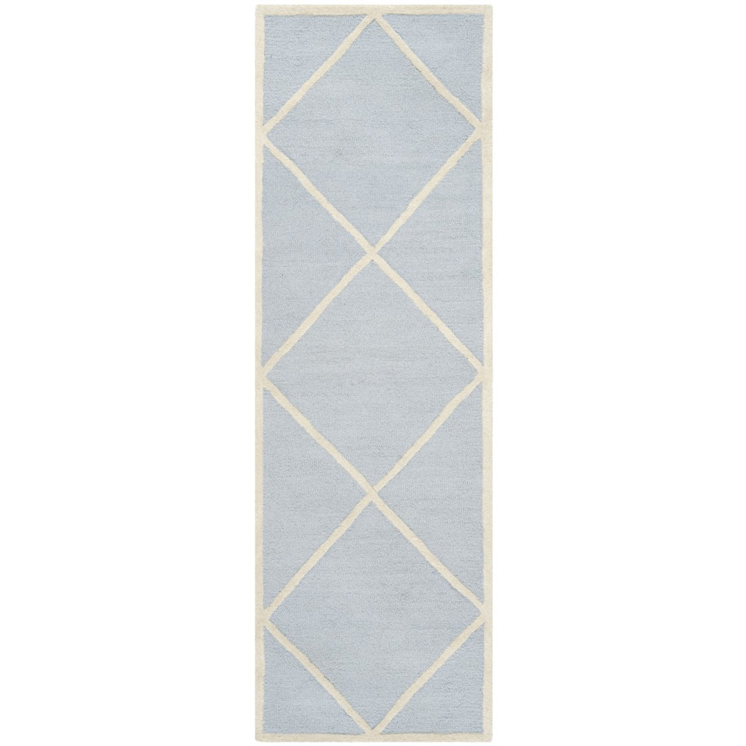 SAFAVIEH Cambridge CAM136A Light Blue / Ivory Rug Image 5